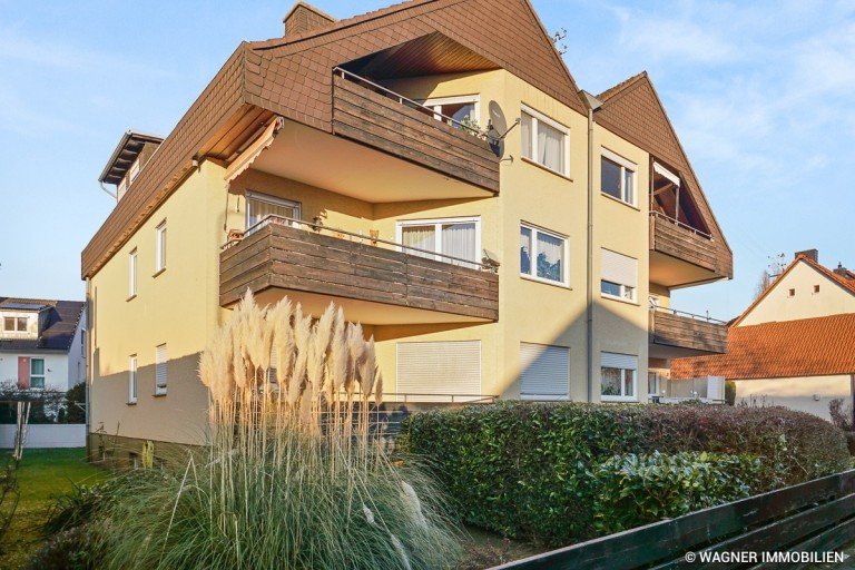 Haus Straenansicht Wiesbaden Etagenwohnung Etagenwohnung mit Balkon in Erbenheim zu vermieten | WAGNER IMMOBILIEN