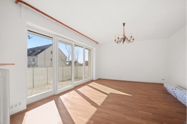 Hauptbild Bezugsfreie 3-Zi.-ETW mit großem Südost-Balkon, Garage & ruhiger Lage