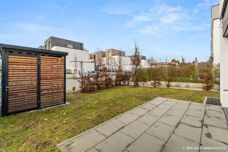 terrace and garden with shed Reihenmittelhaus Wiesbaden