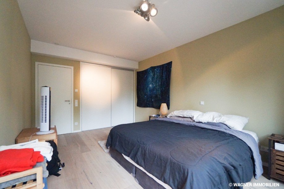 master bedroom Etagenwohnung Wiesbaden