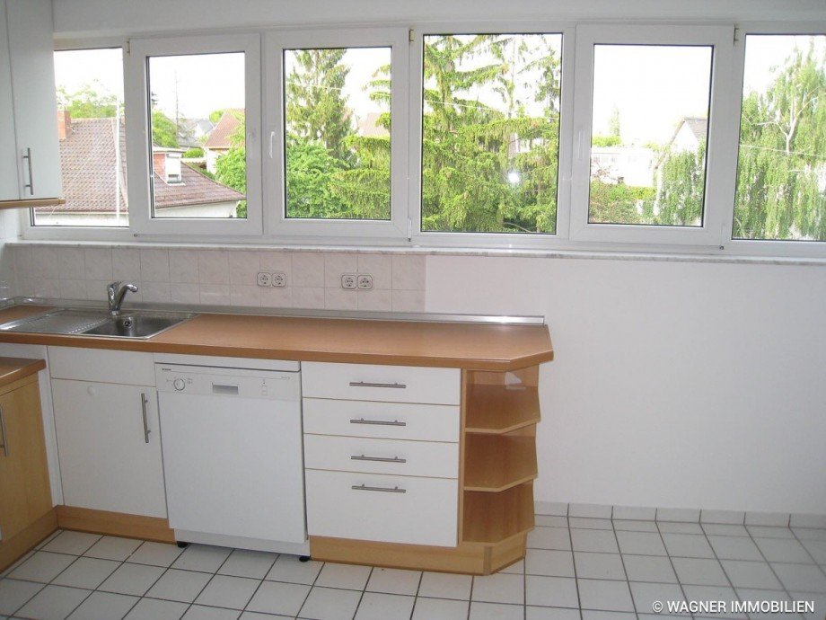 built-in kitchen Maisonettewohnung Wiesbaden